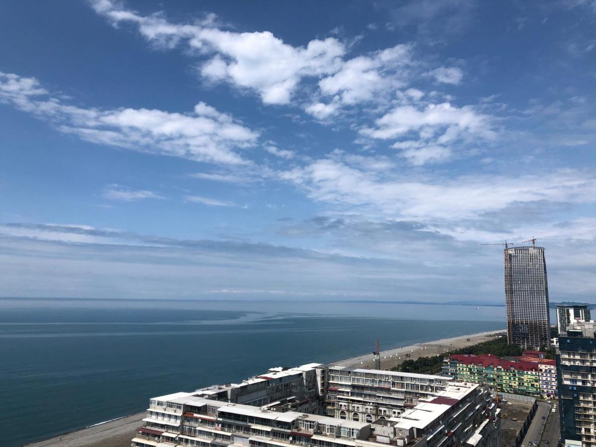 Black Sea VI Dari Apartments Батумі Екстер'єр фото