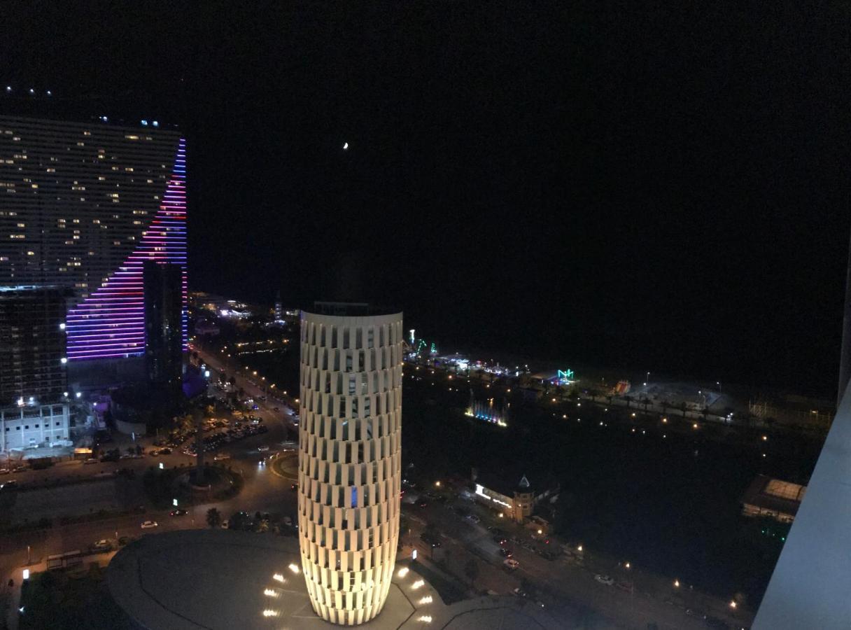 Black Sea VI Dari Apartments Батумі Екстер'єр фото