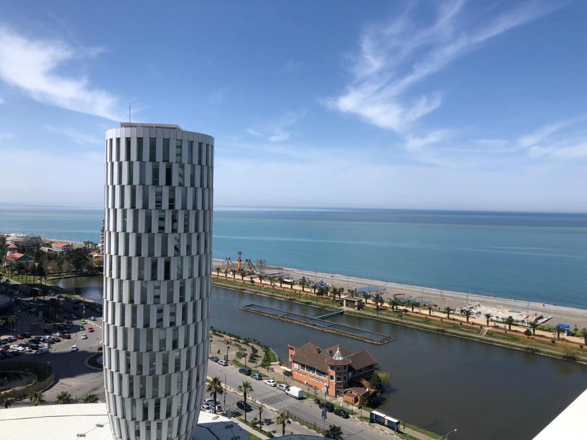 Black Sea VI Dari Apartments Батумі Екстер'єр фото