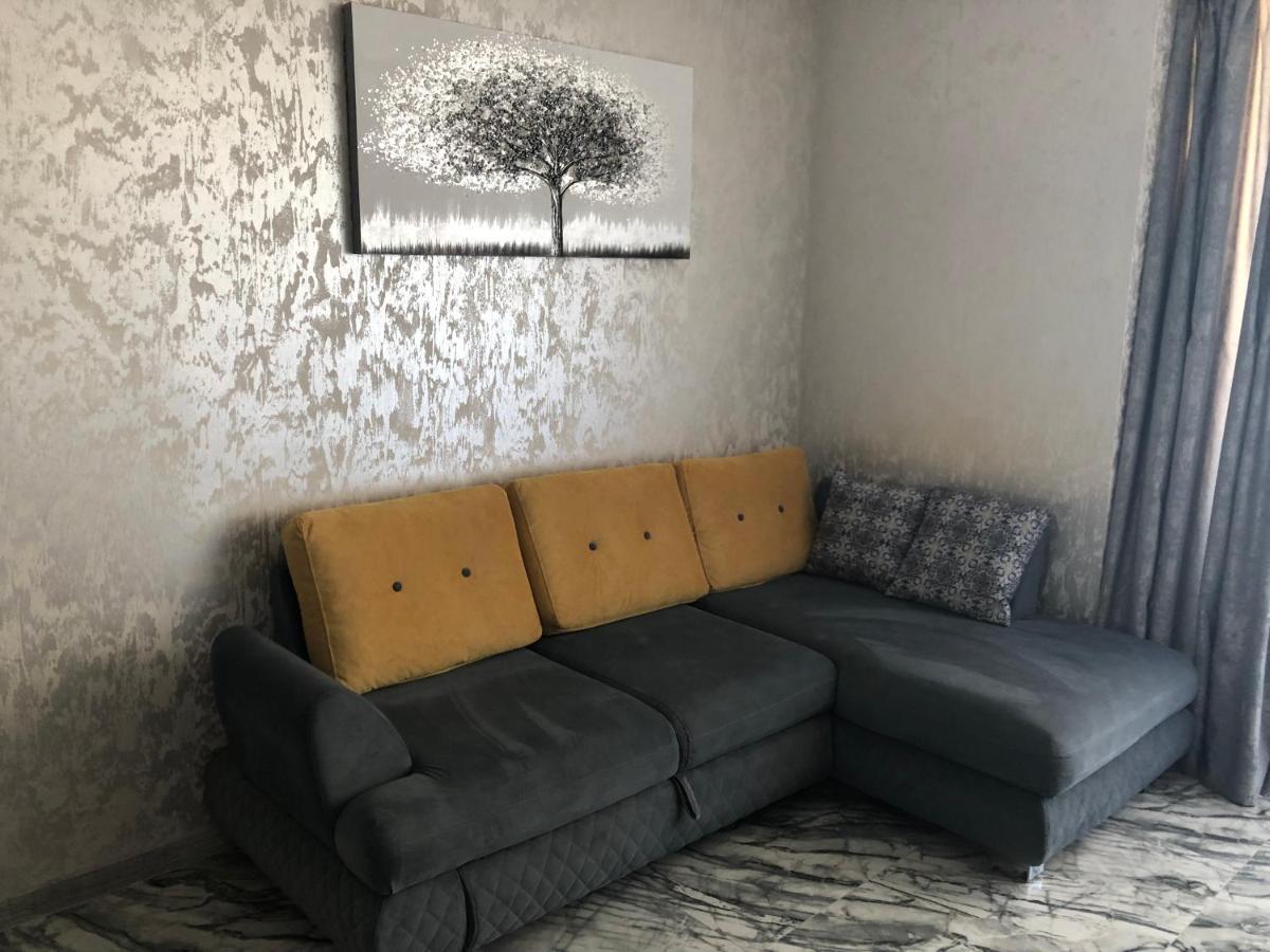 Black Sea VI Dari Apartments Батумі Екстер'єр фото