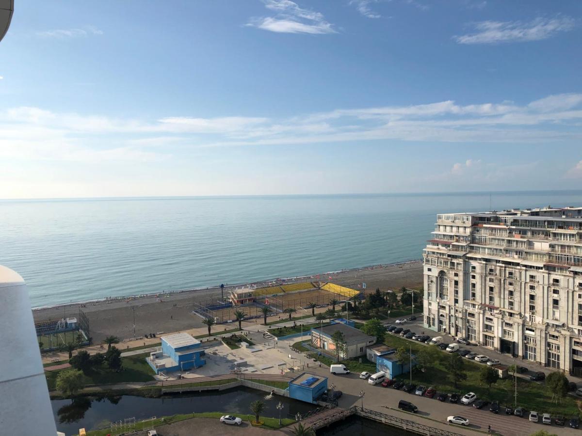 Black Sea VI Dari Apartments Батумі Екстер'єр фото