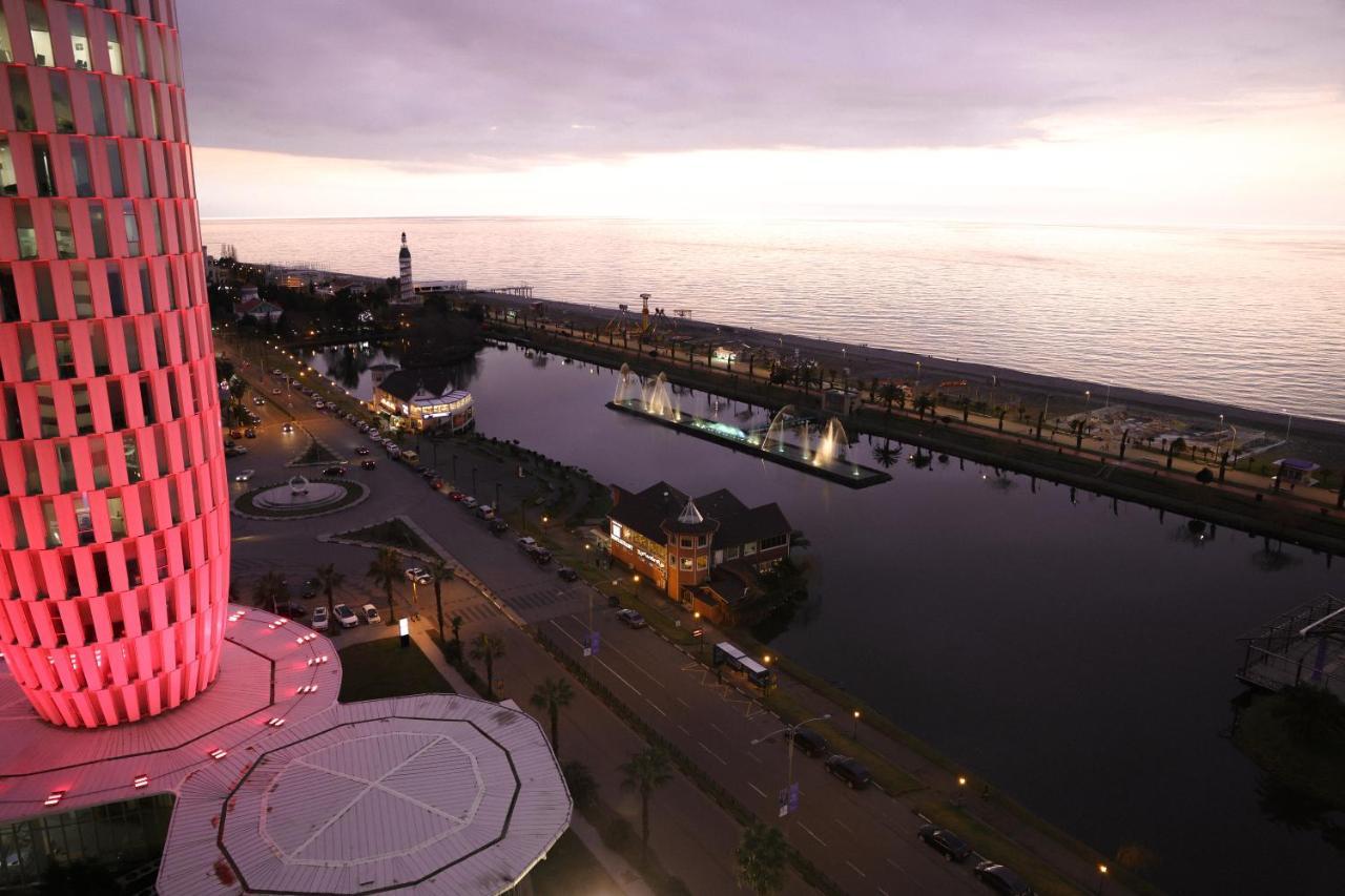 Black Sea VI Dari Apartments Батумі Екстер'єр фото