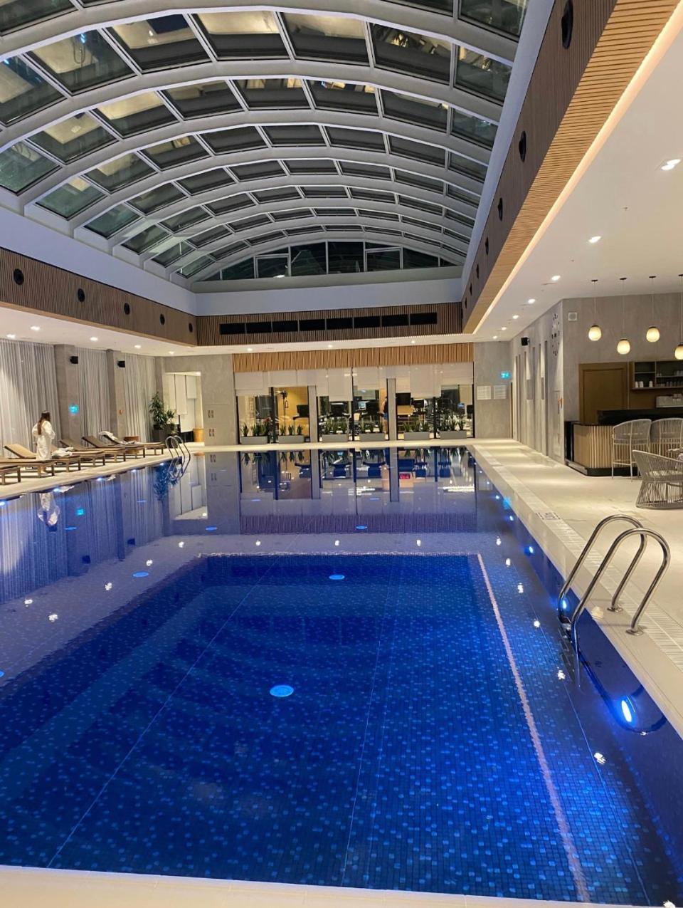 Black Sea VI Dari Apartments Батумі Екстер'єр фото